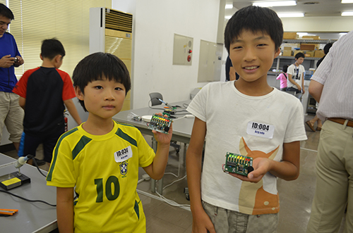 【電子工作教室】完成したよ! 夏休みの楽しい思い出になりました