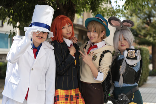 They participated in the event with their favorite cosplay.