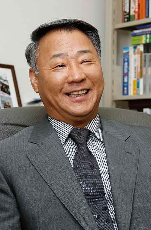 Professor Hong Seung Ko 
