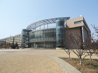 Dalian University of Foreign Studies
