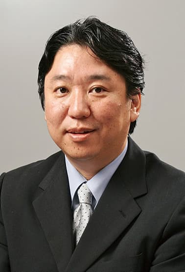 里見 英樹