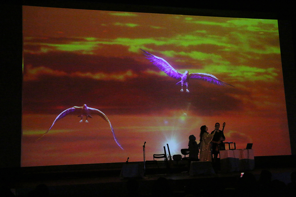 CG of a hawk synchronized with the student's body movements