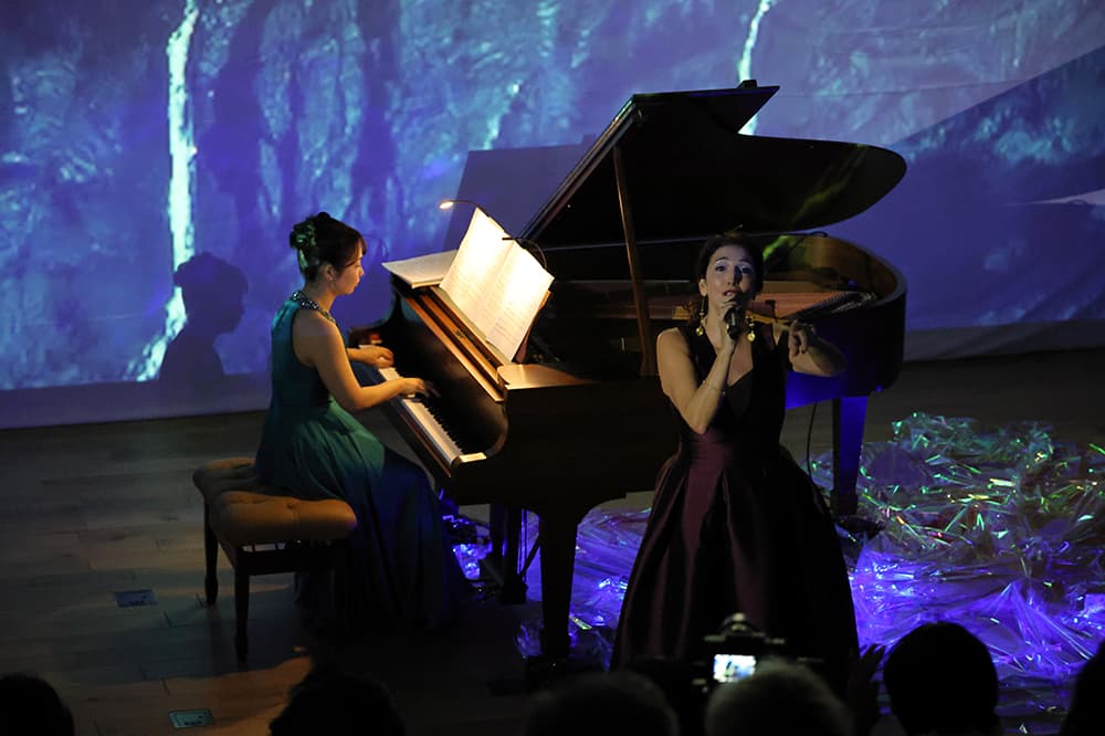The recital was a great success with Nitza Melas and Kyoko Tagawa (same).