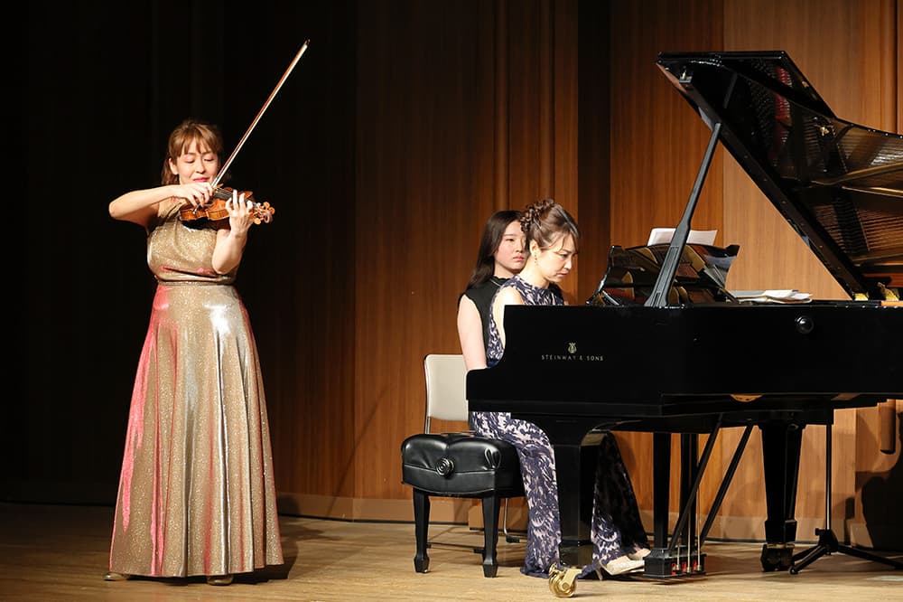 Duo Concert by Eriko Sumi and Kyoko Tagawa