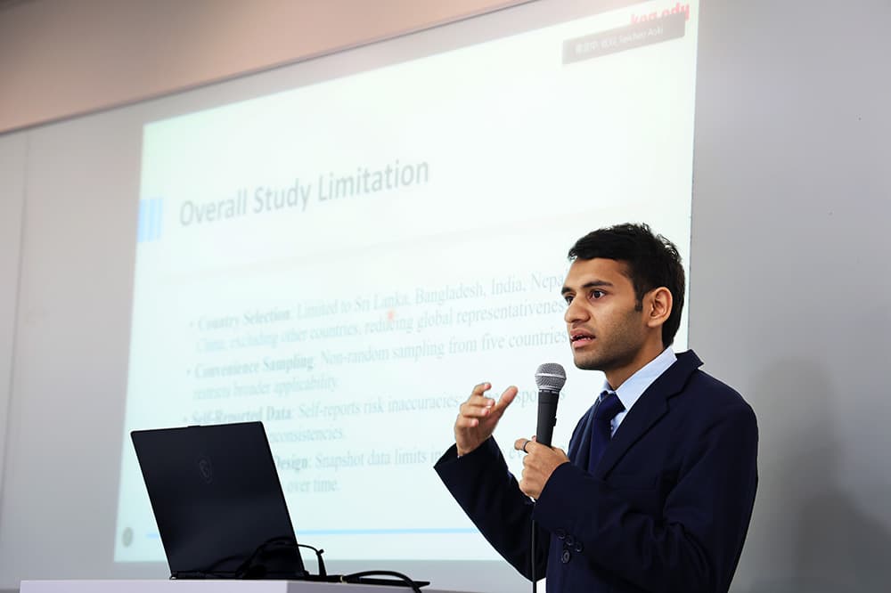 Presentation of the results of two years of study and research at the Master Project Public Hearing (July 31, 2025, KCGI Hyakumanben Campus)