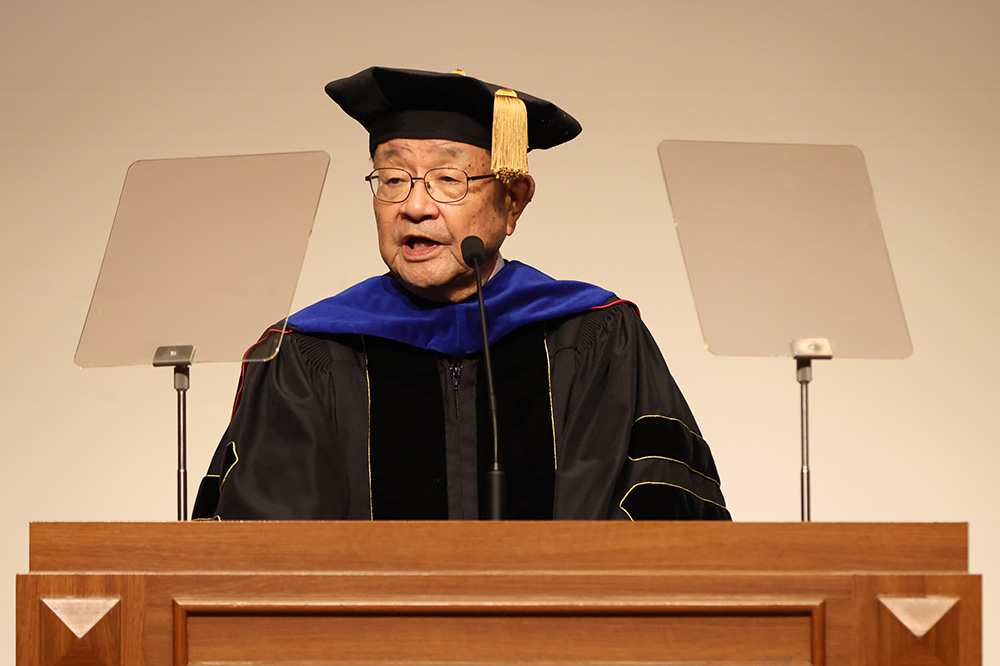 KCGI President Yoichi Terashita Delivers the Commencement Address