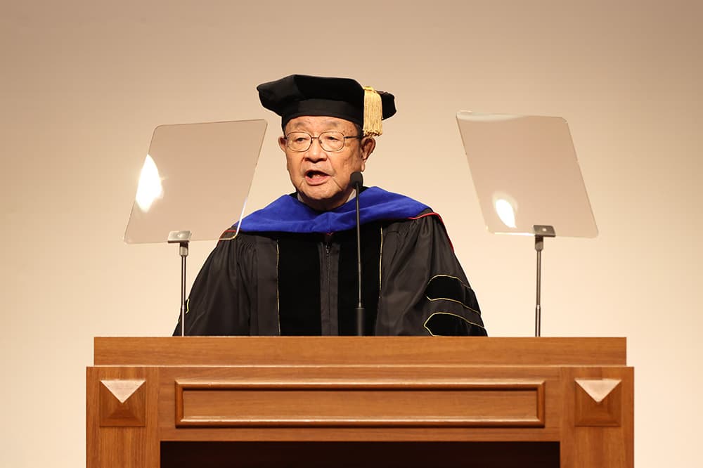 KCGI President Yoichi Terashita Delivers the Commencement Address